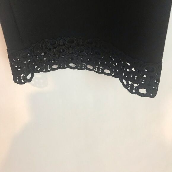 Slim Factor by Investments Size 1X No Waist Lace Hem Cropped Pull-On Pants - Picture 5 of 10